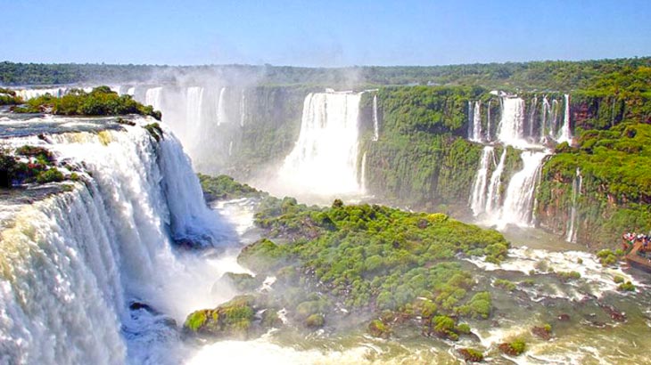 iguazu-falls-argentina-brazil