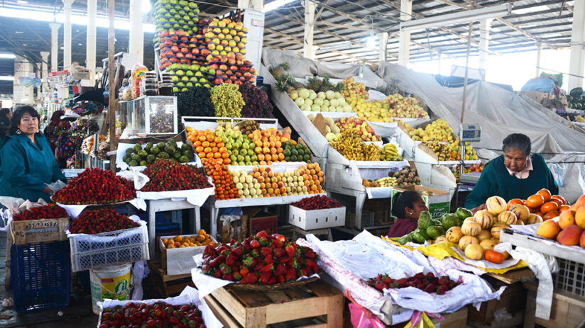 visit cusco and its markets