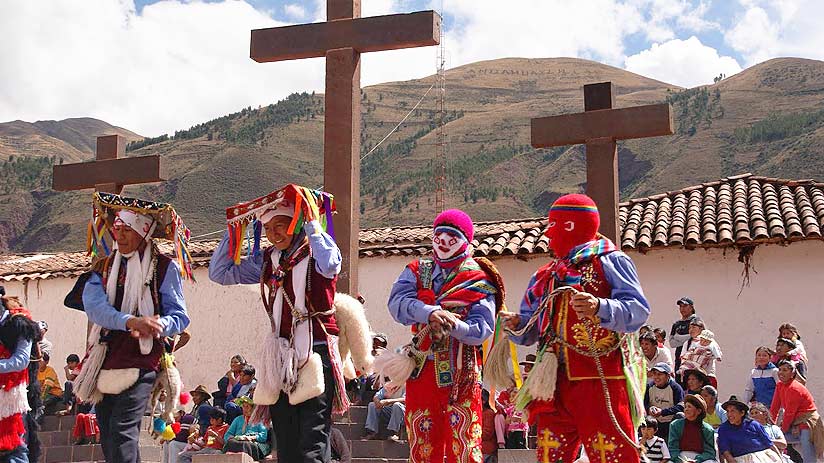 dance and festivity of cruz velacuy in cusco