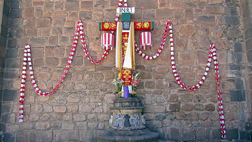 traditions festivity cruz velacuy cusco