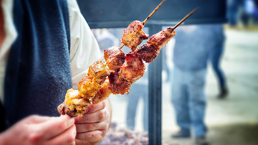 peruvian street food anticuchos