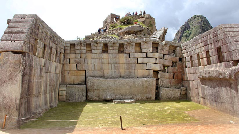 principal temple machu picchu pictures