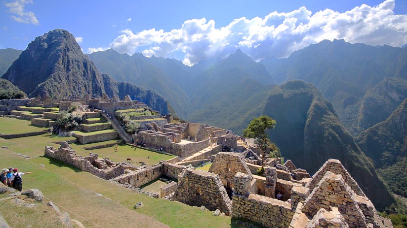 ruins machu picchu to lake titicaca