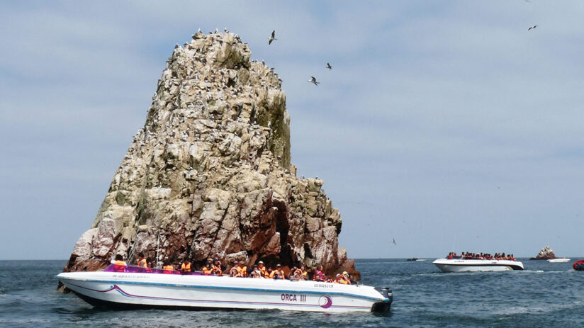 popular tourist destinations ballestas islands