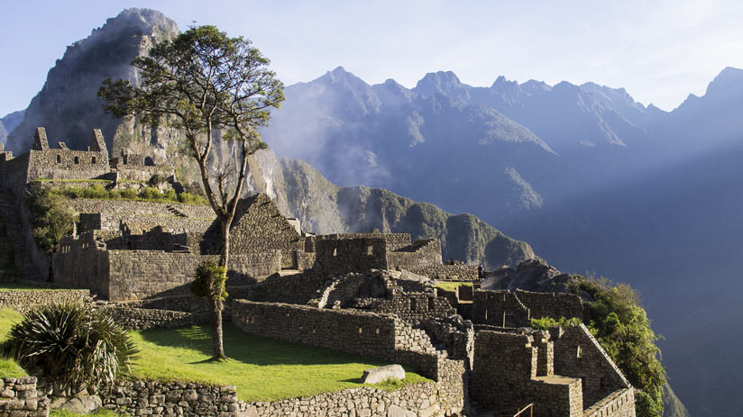 visit machu picchu citadel in a peru tours