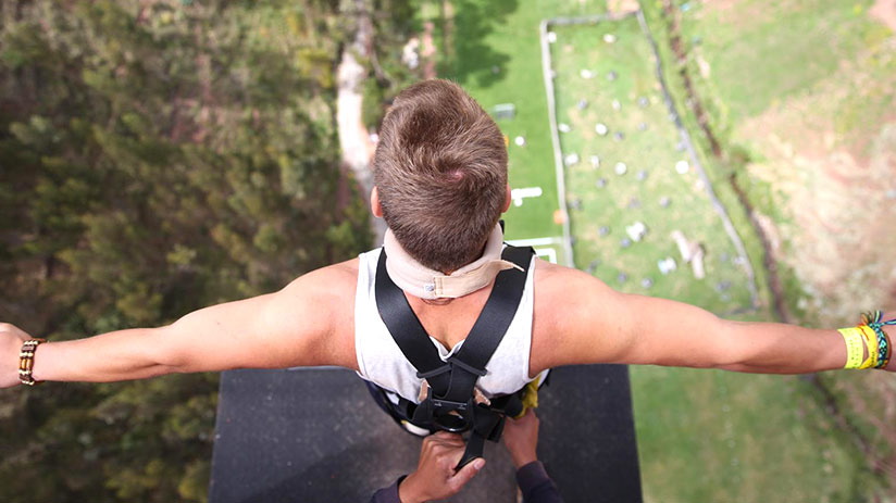 bungee jumping from above