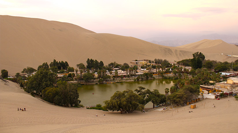 peru sightseeing huacachina oasis