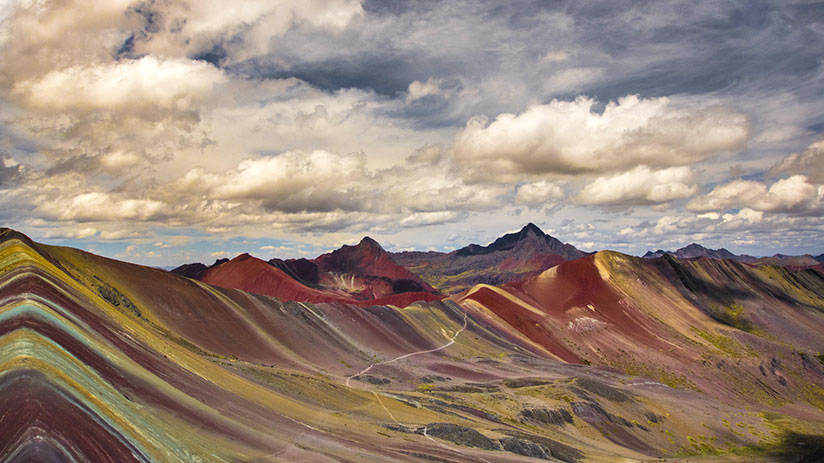 peru sightseeing rainbow mountain vinicunca