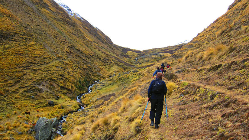 trekking to machu picchu lares trek