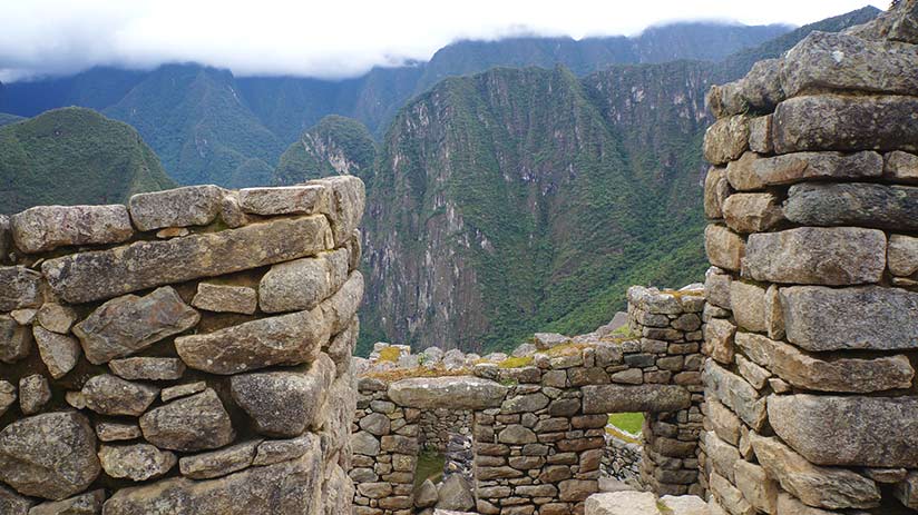 visiting peru in december christmas in machu picchu