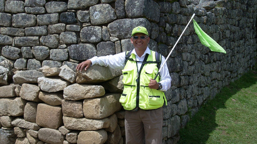 machu picchu guided tour booking a guide