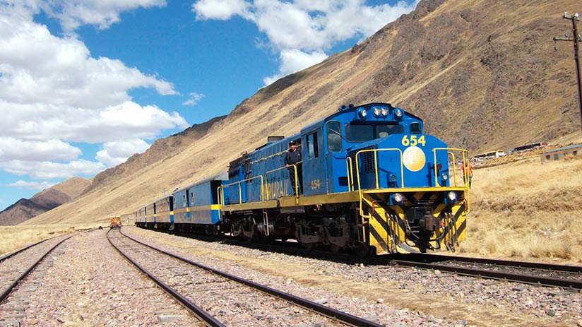 best way to travel in peru train