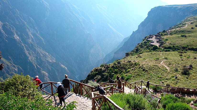 colca canyon tour arequipa