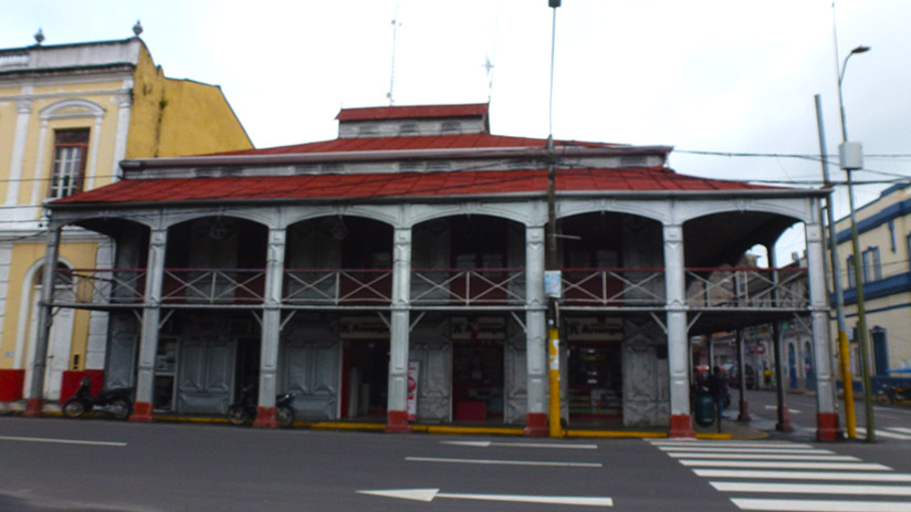 things to do in iquitos fierro house