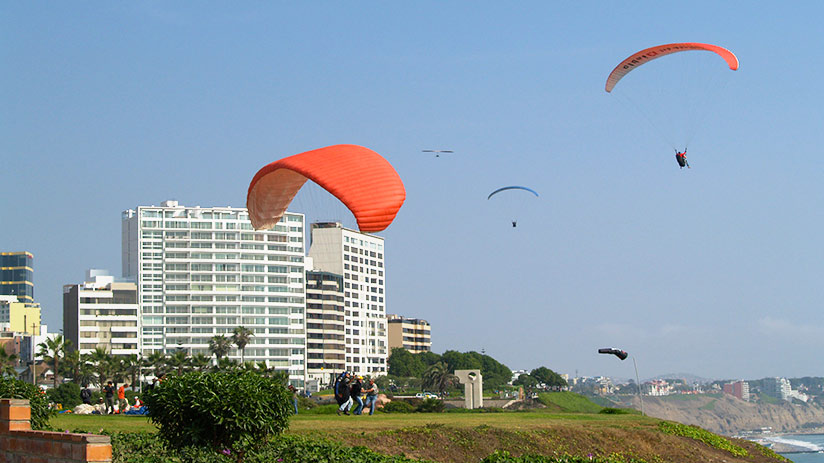 what to do in costa verde