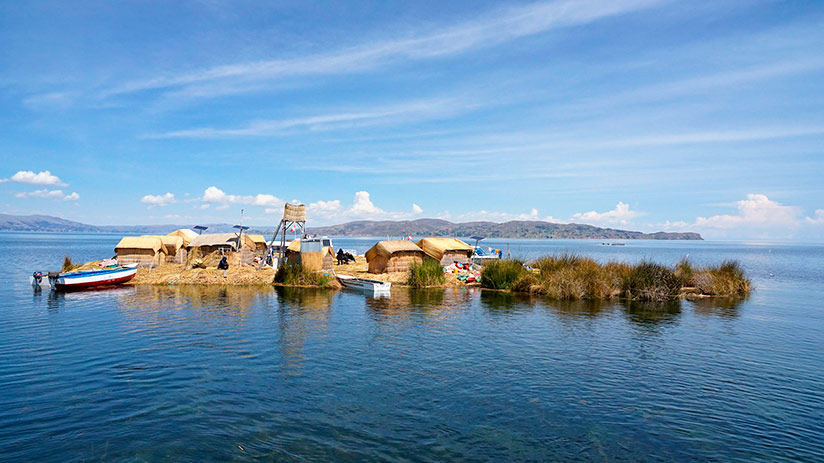 lake Titicaca islands uros floating islands