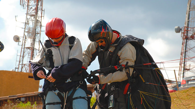 paragliding in Lima security