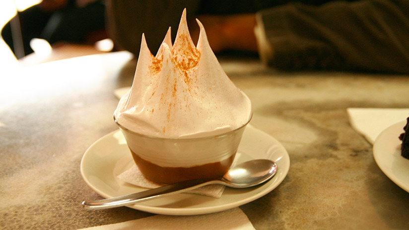 peruvian desserts suspiro limeño