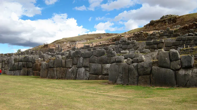 ancient ruins in peru sacsayhuaman