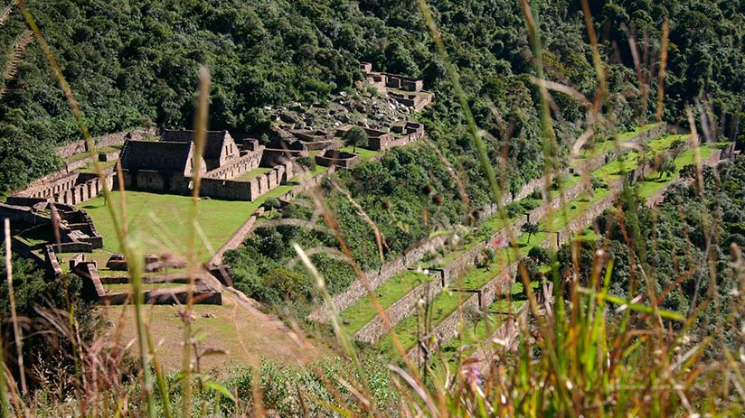 touring the complex of choquequirao