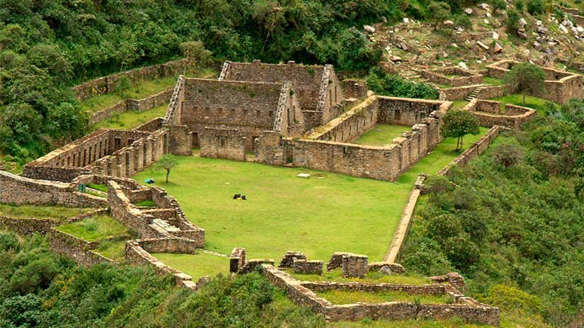 tourist attractions in peru and choquequirao