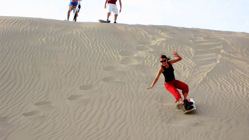 sandboarding in things to do in paracas