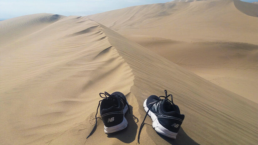 how to get to huacachina oasis
