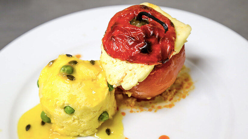rocoto relleno peruvian food