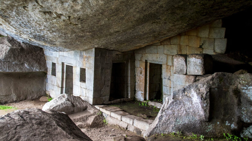 things to do in machu picchu temple of the moon