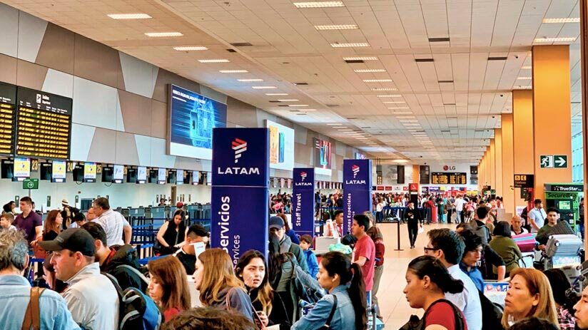 lima airport counters
