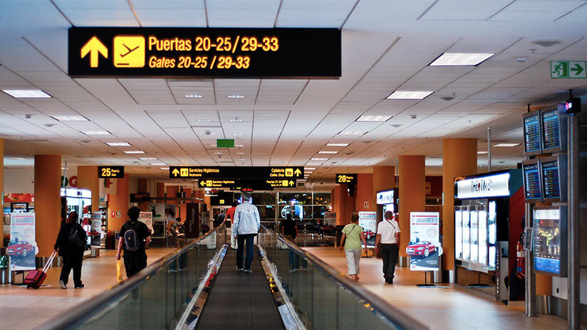 lima airport second floor