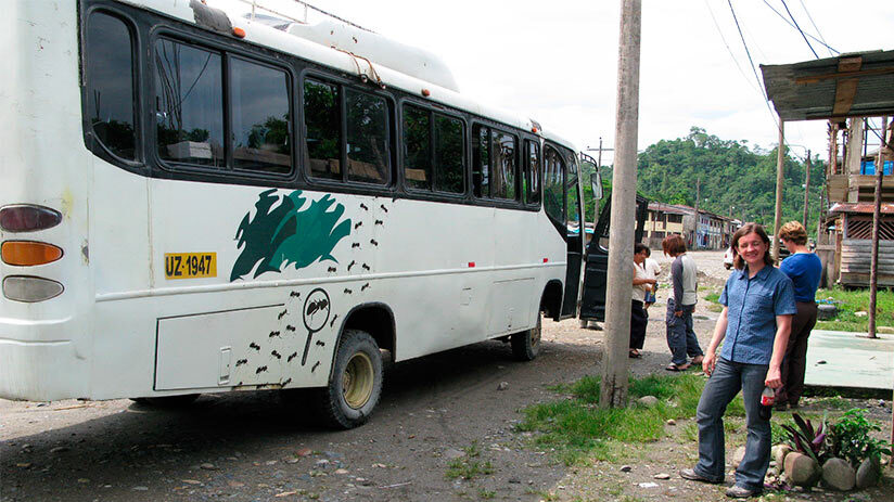 how to get to manu national park