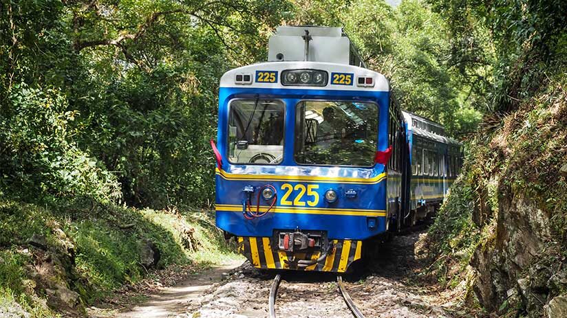 machu picchu located train