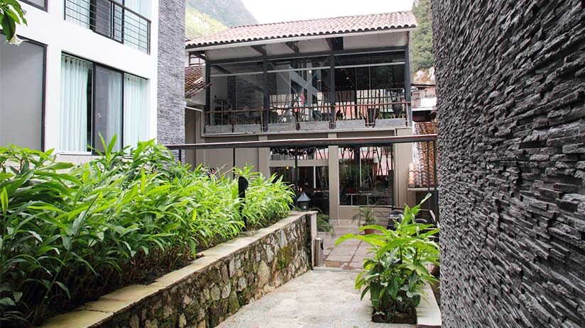 lodge in aguas calientes
