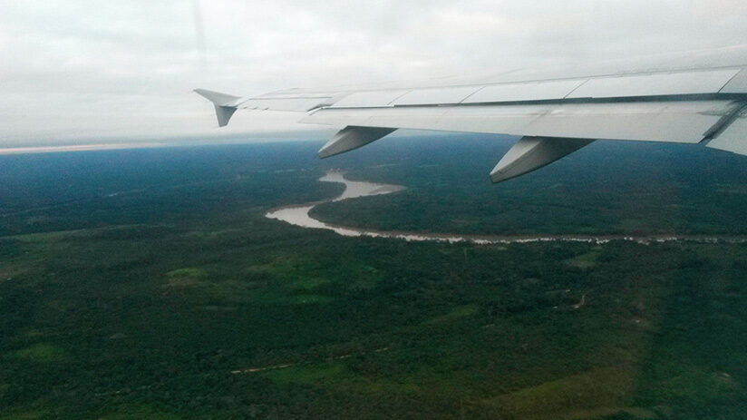 tambopata national reserve by plane