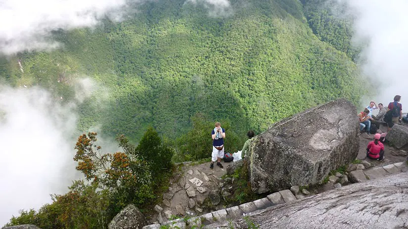 machu picchu mountain footpath