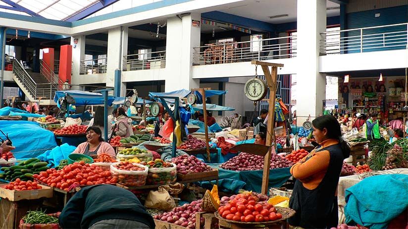 ollantaytambo market