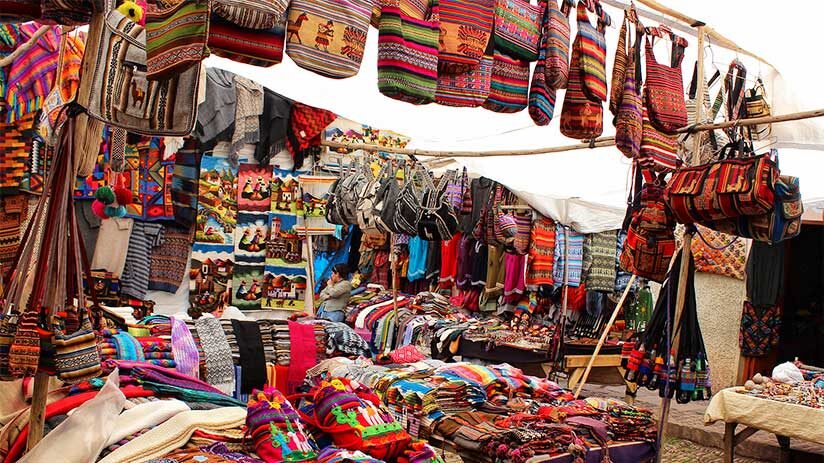 honeymoon in peru handicraft market