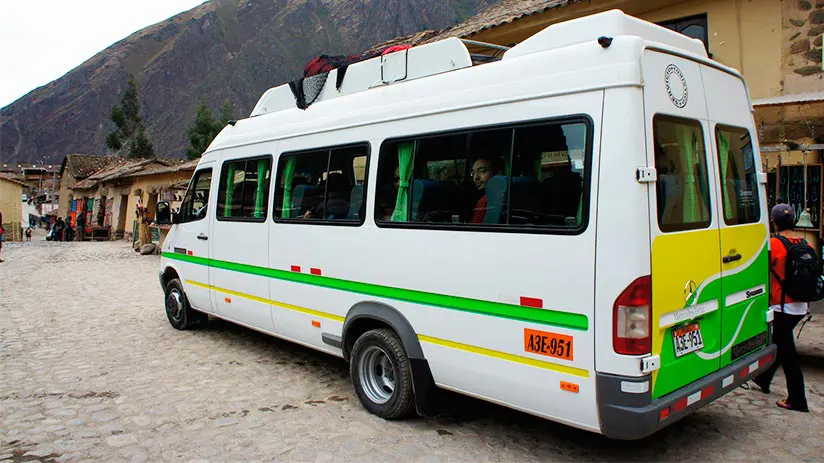 get to machu picchu by bus