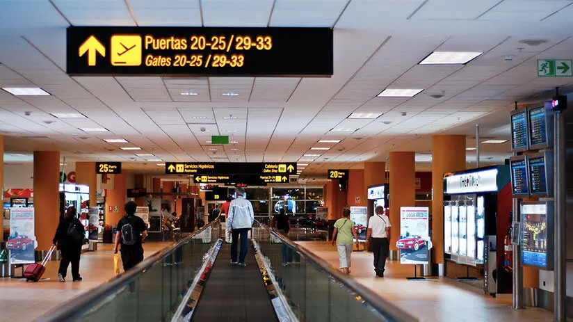 lima airport second level