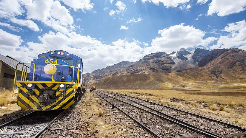 Train cost in Peru