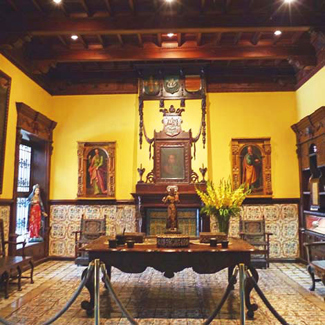 Casa Aliaga