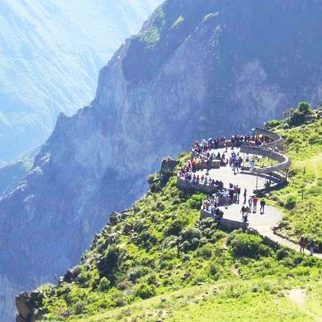 Mirador Cruz del Condor