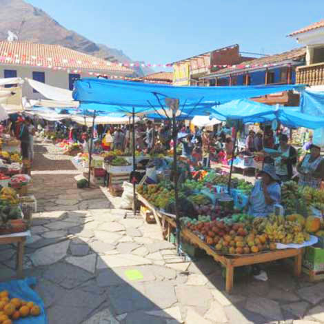 Pisac market