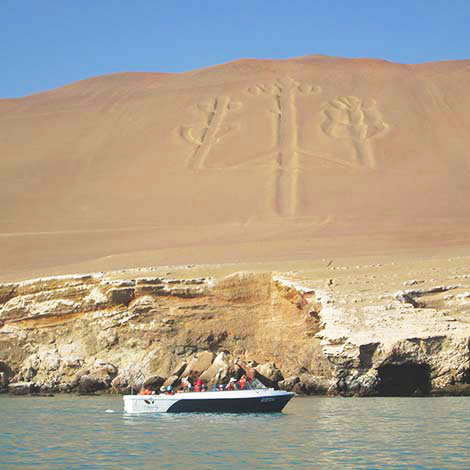 The Paracas Trident (El Candelabro)