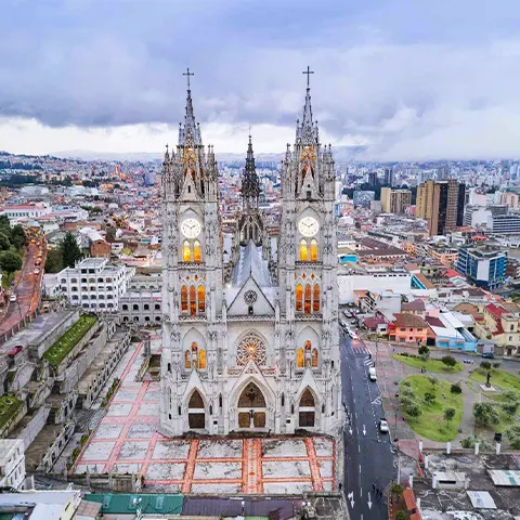 quito ecuador colonial church