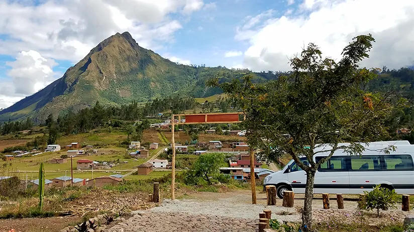 Aguas Calientes by car