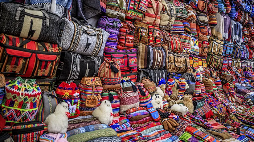 Handicraft market Aguas Calientes