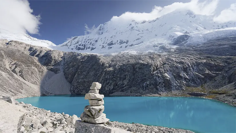 Laguna 69 hike