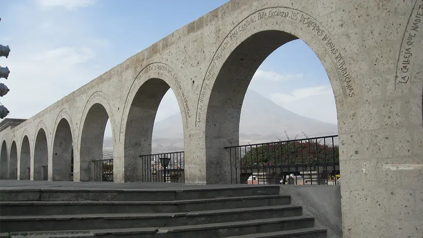 Explore the Yanahuara viewpoint